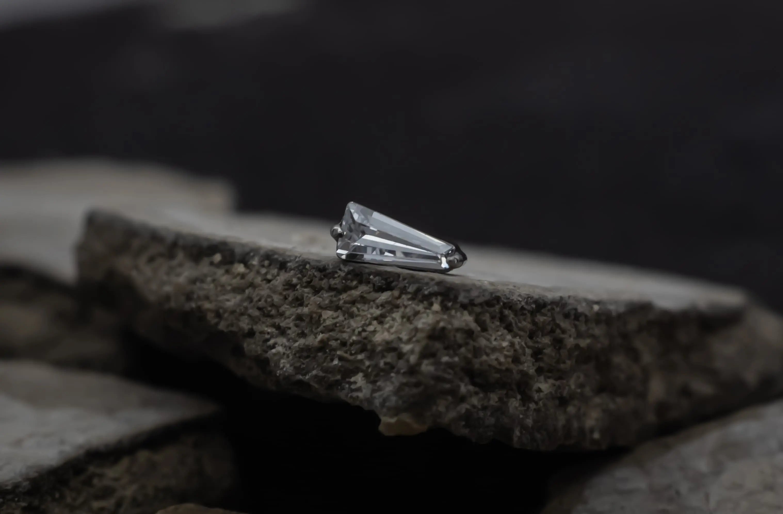 Talitha -  Tête Threaded ASTRA BODY JEWELRY