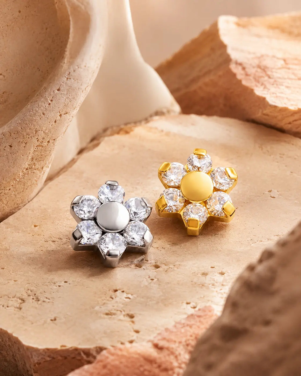 Fleur Threaded ASTRA BODY JEWELRY